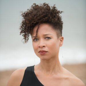 Natalie Gumede Instagram - Well this is a story
All about how
My life got flipped
Turned upside down
And I’d like to take a minute
Just sit right there
I’ll tell you how a pandemic 
Made me go and chop my hair 😜
💇🏽‍♀️ @benjibrad
📸 @thequeenofbeing

Not my most authentic poem, but my most authentic self yet 💛

#bigchop #naturalhair #newbeginnings #brightonbeach #brighton #hove #actorheadshots #actorslife