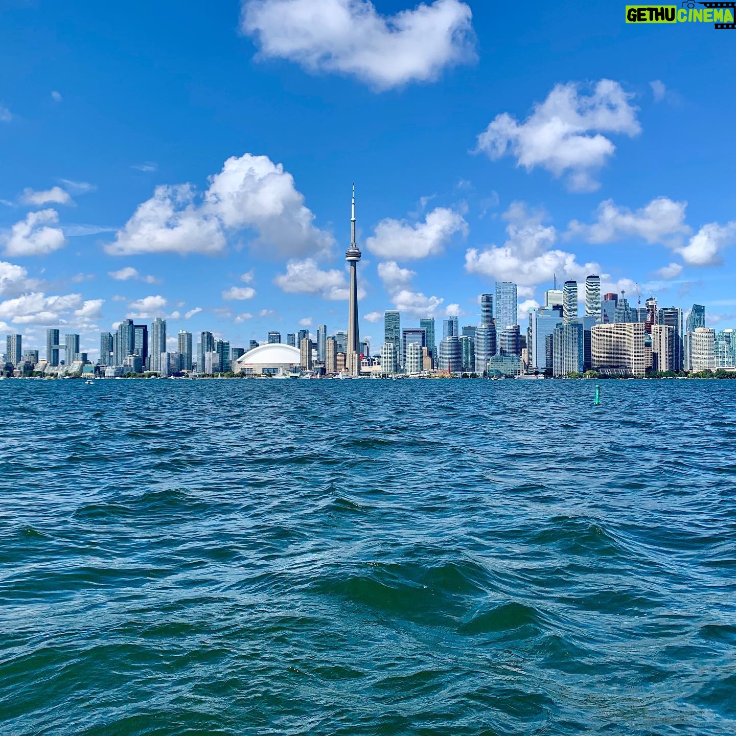 Natalie Gumede - 586 Likes - #nofilter needed. A view of Toronto from Lake Ontario. A lovely afternoon with new friends who provided such great hospitality and kindness. I have spent most of my time here in amongst all those skyscrapers, so this was such an expansive, cleansing, and perspective giving experience. And I held onto my stomach when it got choppy! Who knew a spontaneous Sunday would provide such a metaphor for life 🙏🏽⛵️⛵️💙💙#toronto #lakeontario #downtowntoronto #onlocation #mycntower #cntower #rogerscentre #sailing #actorslife #bluesky