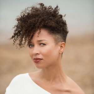 Natalie Gumede Instagram - Well this is a story
All about how
My life got flipped
Turned upside down
And I’d like to take a minute
Just sit right there
I’ll tell you how a pandemic 
Made me go and chop my hair 😜
💇🏽‍♀️ @benjibrad
📸 @thequeenofbeing

Not my most authentic poem, but my most authentic self yet 💛

#bigchop #naturalhair #newbeginnings #brightonbeach #brighton #hove #actorheadshots #actorslife