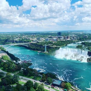 Natalie Gumede Instagram - Quite honestly, it was was impossible for an amateur like me to capture the incredible might of Niagara Falls - far away and you couldn’t capture the detail or perspective - close up and you were attacked by water (and I mean - it’s an assault! 😂). Fuming with that mascara btw! 🤣🤣 But I’m so glad I spent the day with one of nature’s wonders💙. Not pictured - how I ended the day with another one of nature’s wonders - wine at the amazing Southbrook Vineyards ☺️🍷#Niagarafalls #skylontower #inthemist #tourist #canada #actorslife #onlocation