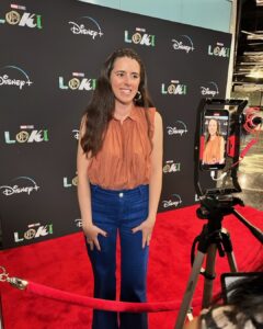 Actress Natalie Holt HD Instagram Photos and Wallpapers September 2022
