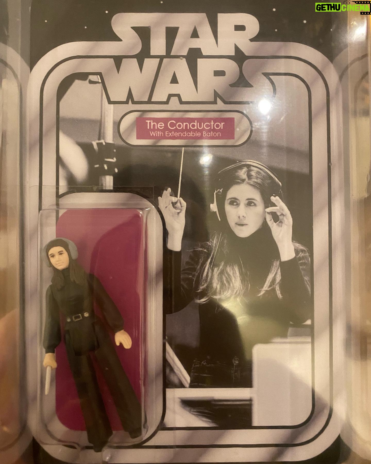 Natalie Holt - 2.9K Likes - I am flabbergasted and definitely not holding a ‘resting pitch face’ with the delivery of this late birthday/Christmas gift made by @roboticindustries from the lovelies @akshoosmith @glennshoo @christopherwaitt thanks to all 🖤🖤🖤🖤🖤🖤🖤🖤