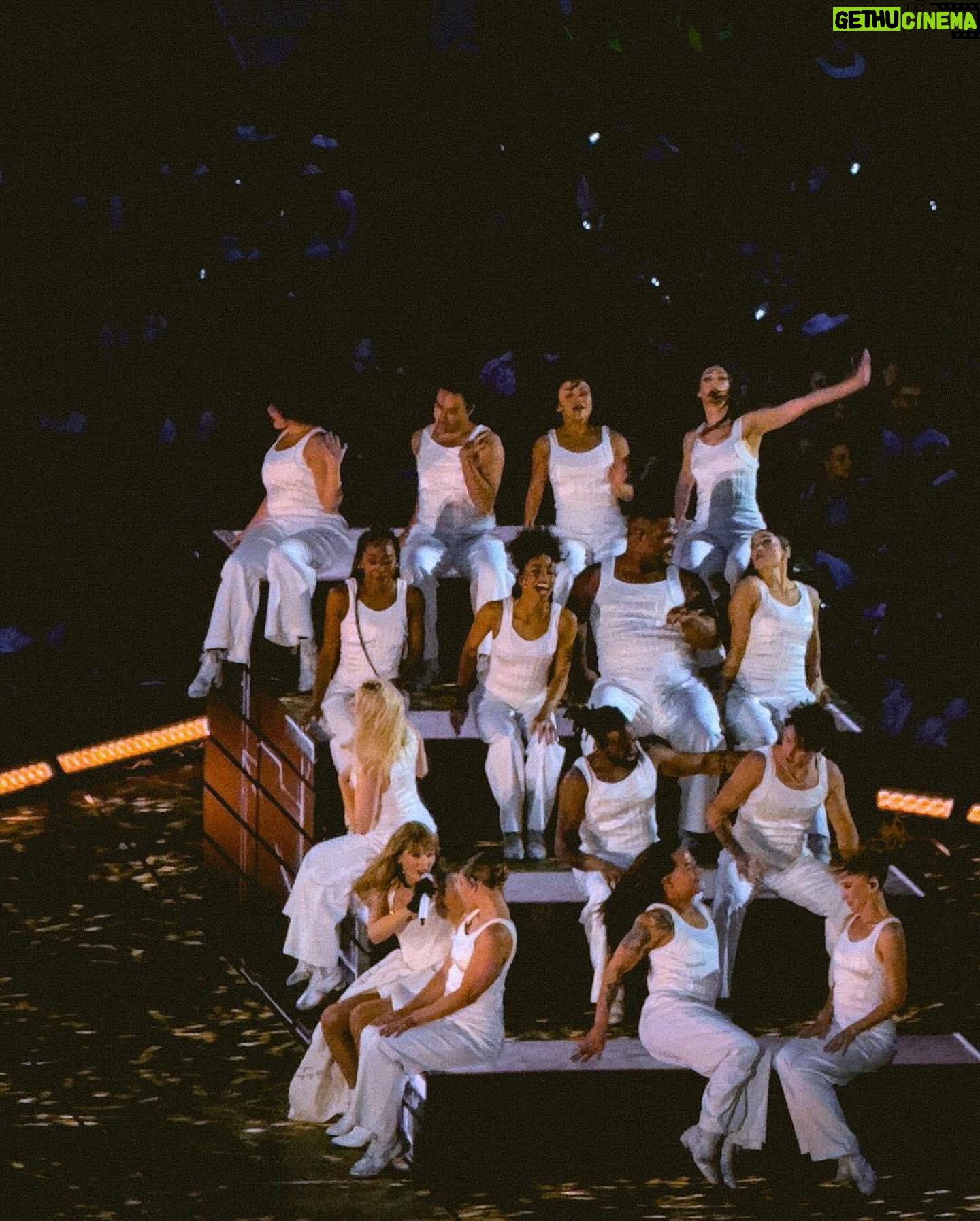Natalie Peterson - 16.8K Likes - Liverpool! We celebrated 💯 shows with you and you did not disappoint ❤️ Thank you for the abundance of support and energy! So grateful to do what I love surrounded by the best people ever! Love this crew with my whole heart 🤍
#erastourliverpool #liverpool #england #unitedkingdom #erastourdancers #tstheerastour