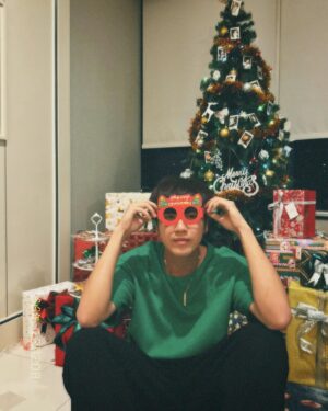 Natarit Worakornlertsith Instagram - Merry Christmas🌲 #marcmc