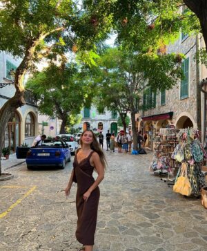 Natasha Calis Instagram - unposted euro
