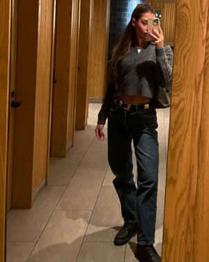 Natasha Calis Instagram - 🤎🤎🤎🤎