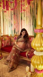 Actress Natasha Luthra HD Instagram Photos and Wallpapers April 2024