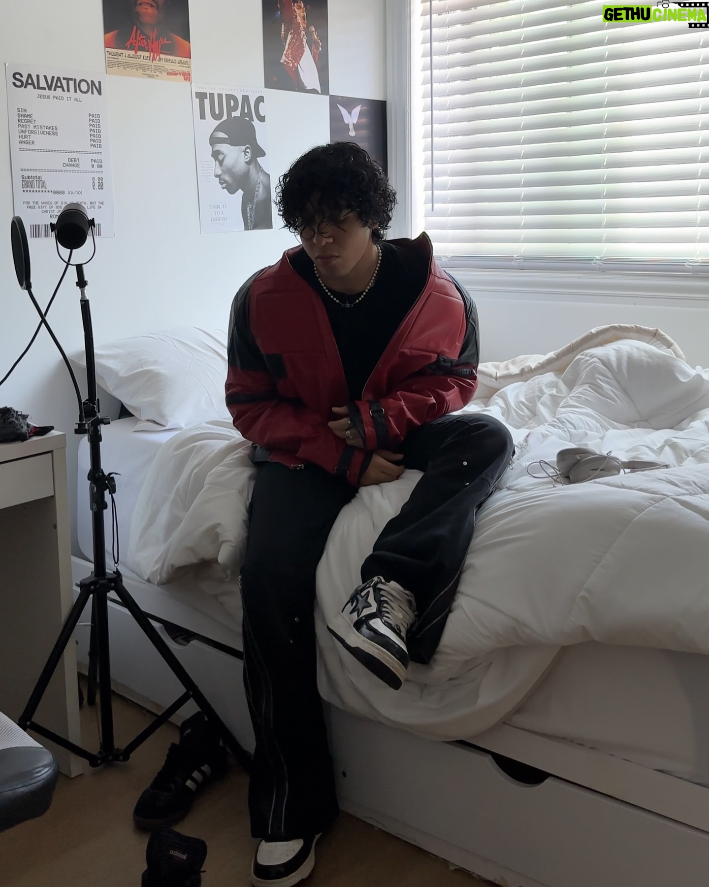 Nathan Arenas - 3 Likes - 🎧💌