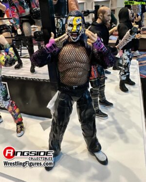 Nathan Blauvelt Instagram - 💥UPCOMING AEW FIGURES ON DISPLAY AT AEW DOUBLE OR NOTHING!💥

Shop @Jazwares @AEW at Ringsid.ec/AEW

#RingsideCollectibles #WrestlingFigures #AEW #Jazwares #AllEliteWrestling #AEWUnmatched #AEWDynamite #AEWRampage #AEWCollision #AEWDON #AEWDoubleOrNothing