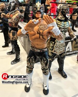 Nathan Blauvelt Instagram - 💥UPCOMING AEW FIGURES ON DISPLAY AT AEW DOUBLE OR NOTHING!💥

Shop @Jazwares @AEW at Ringsid.ec/AEW

#RingsideCollectibles #WrestlingFigures #AEW #Jazwares #AllEliteWrestling #AEWUnmatched #AEWDynamite #AEWRampage #AEWCollision #AEWDON #AEWDoubleOrNothing