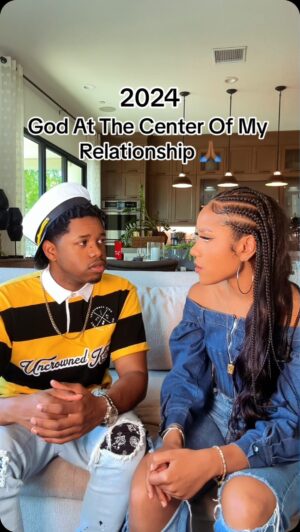 Nathan Davis Jr. Instagram - In every strong relationship, let God lead the way and stay rooted in faith. Trust his direction, it’ll never steer you wrong. 💛👩🏾‍❤️‍💋‍👨🏾

#couplephotography #relationshipadvice #mentalhealth #couplegoals❤ #cutecouples #relationshipquotes #dateideas #praying