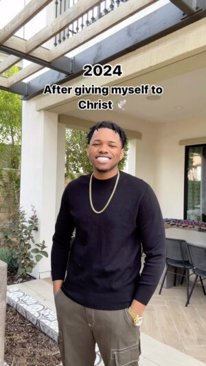 Nathan Davis Jr. Instagram - Hey 2024 ✍🏾, 
I know we just met. Our relationship is very new. I went through a lot in my old relationship with 2023. We had a lot of ups and downs. A lot of losses and heartbreaks. 💔 I lossed a lot in that relationship but I gained a lot spiritually. I am appreciative of that relationship and I know that that relationship prepared me for you 2024. So I want to say I’m glad we’ve met and I can’t wait to see how THIS relationship goes. 🙏🏾

Yours truly ,
Nathan ♥️

#mentalhealthawareness #suicideprevention #jesussaves #reels