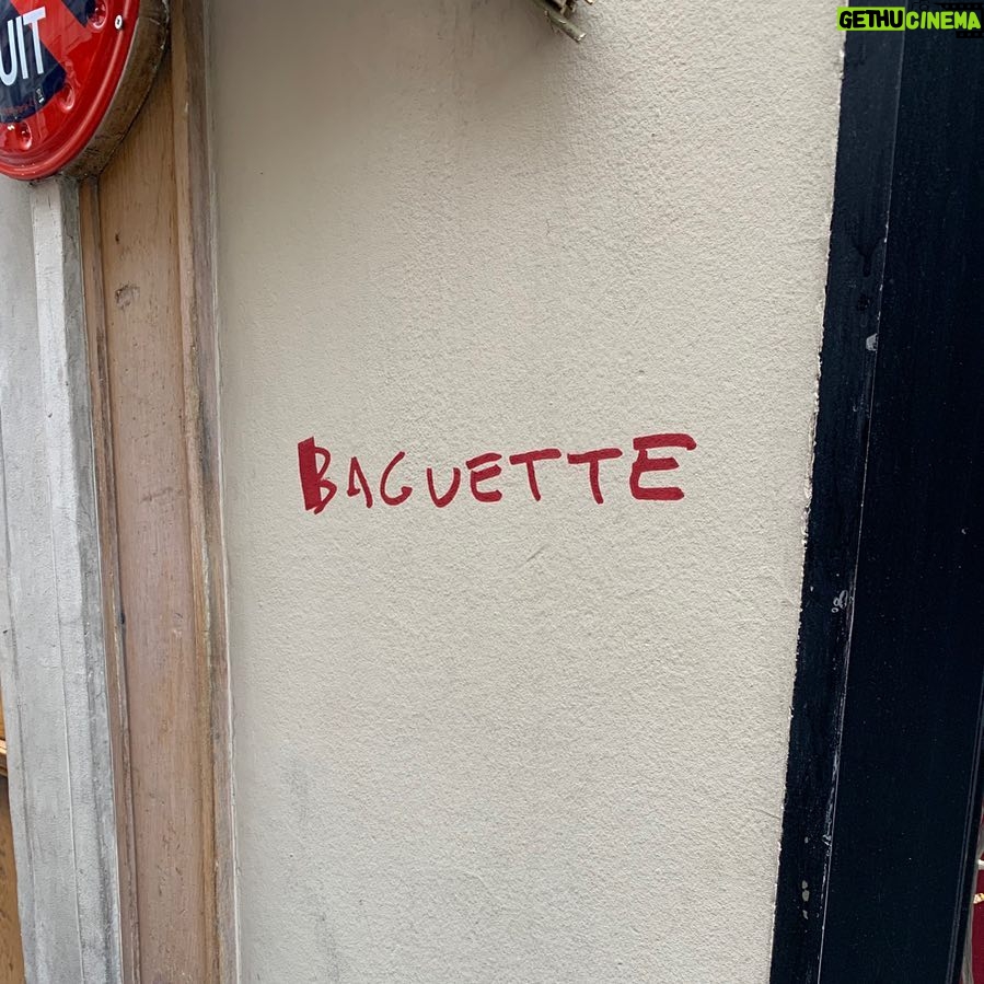Nathan Fielder - 57.5K Likes - Paris graffiti