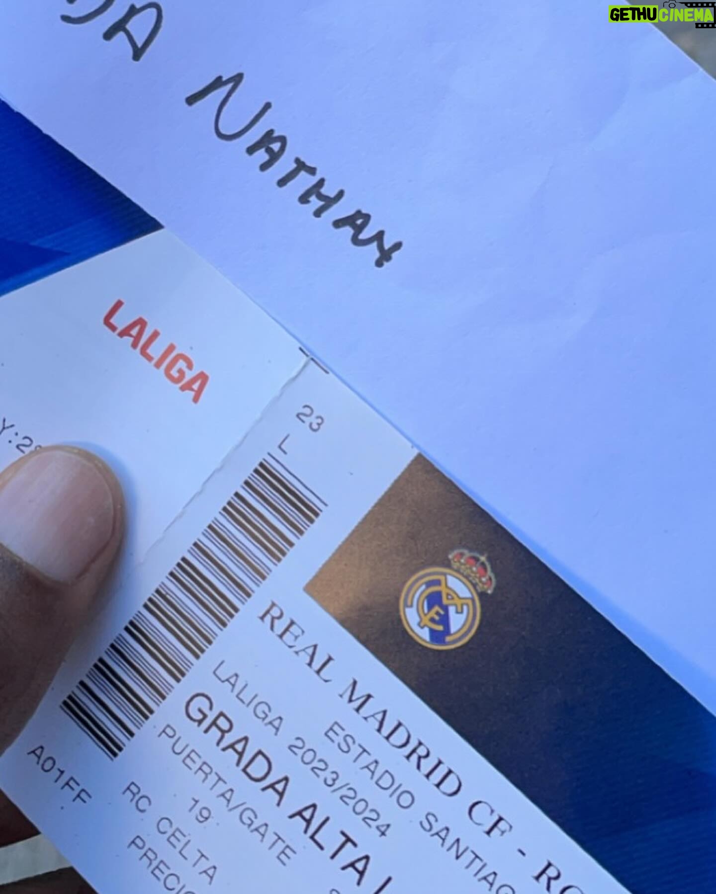 Nathan Munda - 3 Likes - Merci pour l’invitation et ma première fois au Santiago Bernabeu @djobamba ! Impressionnant