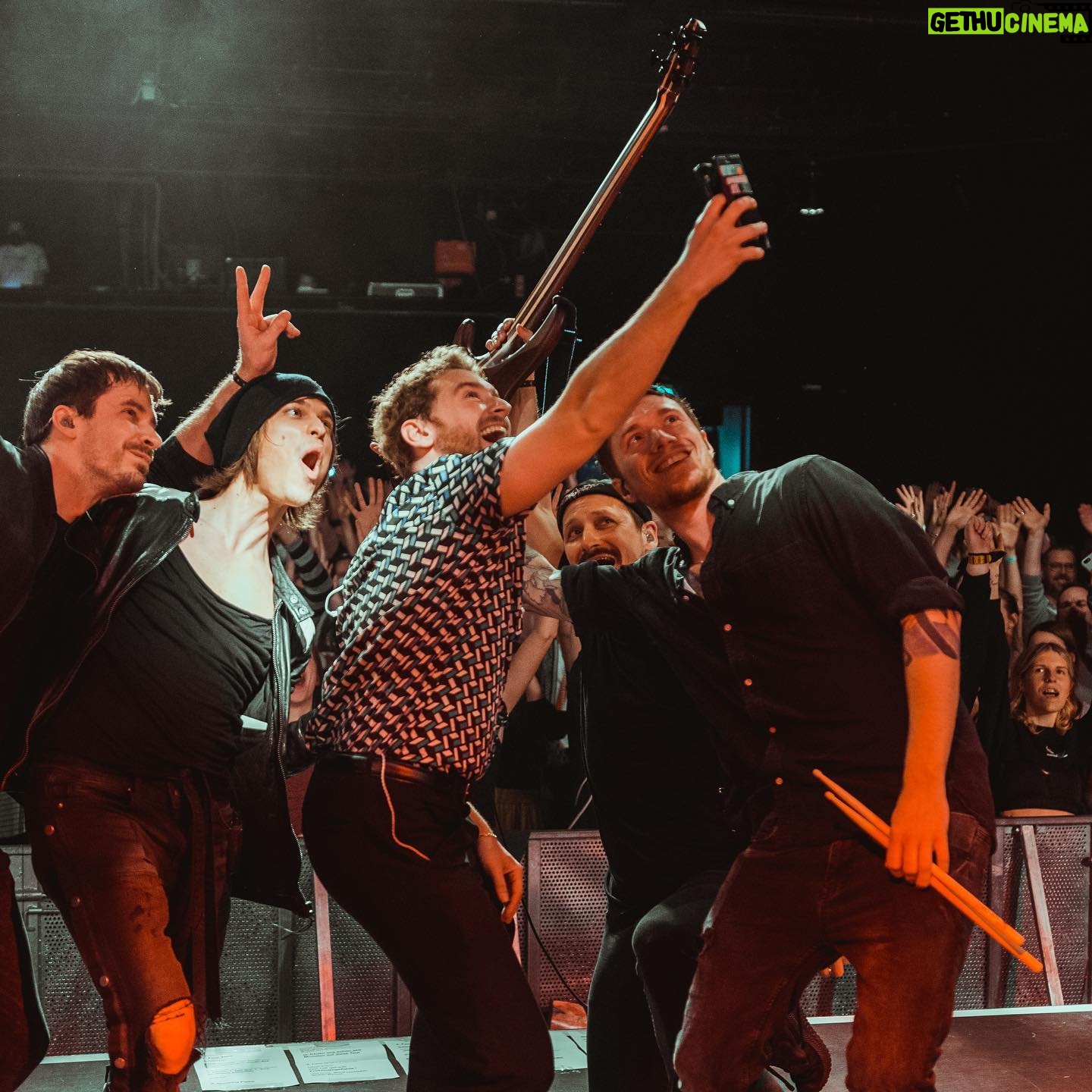 Nathan Trent - 817 Likes - Can’t tell you how much fun we’re having on tour🔥
@dave.camille @luke.drums @manfred_wechselauer @redlrichard @stefan.wessel
In awe of these incredible humans.
The amount talent and devotion they have is insane and the songs sound live even better than I could have imagined.
Huge thanks to @thorsteinneinarsson and @label4mgmt for letting us be part of this amazing tour, we’re loving every second of it.
6 stops left! Go and get your tickets now—>link in bio
📸 @roxyviennaphoto
#tour #pop #popmusic #nathantrent #tourlife #live #stage #gigs #livemusic #music