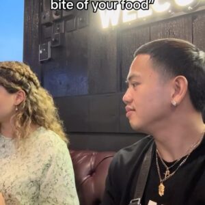 Nathaniel Bustamante Instagram - Always give the last bite not the first 🤣😂🤣

Restaurant: @charcoaldxb_ 🇦🇪

#viral #saltpapi #foryou #foryoupage #food #foodie #foodies #foodstagram #foodblogger #foodporn #foodlover #foryou #foryoupage #trending #calories #diet #couplegoals #couplescomedy