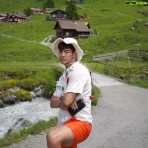 Nathas Tunjaroen Instagram - 3rd time in Switzerland 🇨🇭🫠⛰️🥾