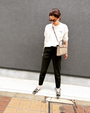 Natsuki Harada Instagram - @sea_japan 
seaのロンT、柔らかくて気持ちがいいー❤️SIZE1です。

@cafune.official 
昼間あったかいと思っても夜雨が降ると涼しかったり…🤪