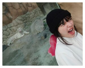 Natsuko Instagram - .
リリリーの名前が凄い好きで
うちに来たこの子はホワイトタイガーリリリーと命名されました
なんか、ちょっとずつ多い🐅

時をかけるな恋人たち
今夜、最終回です

@kadora_11