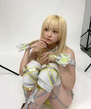 Natsumi Maki Instagram - とある撮影でした🫶

ハイレイヤーだとまた雰囲気変わるね✨👍
よきよきっ💛

みんなはどの髪型がすき？？

#natsupoi #stardom #なつぽい #スターダム