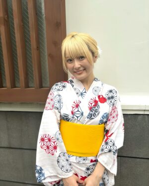 Natsumi Maki Instagram - 花火大会行きたいなぁ〜🎆
だれか連れてって〜

みんなはどこの花火大会行ったことあるー？？

#natsupoi #なつぽい #stardom