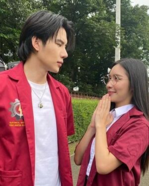 Nattapol Diloknawarit Instagram - Back to engineer uniform😛🔧#loveseniortheseries 

Also, Big congrats to both @simon_kessler_ @sandygirlka for the great production @ei2s.entertainment its my deepest pleasure to be in your GL project.

May this achievement be the first of many more to come, as you continue to inspire and entertain with your remarkable creations. Well done brotha Sista !