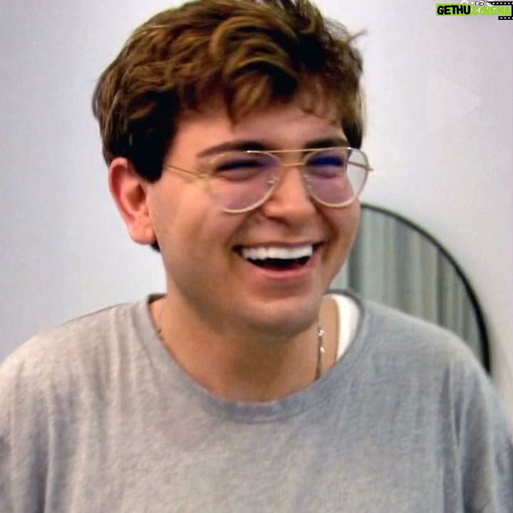 Navid Sole - 485 Likes - Watch the @apprenticeuk on BBC one tonight at 9pm! Who will win this task 🙌🙌🙌??? ❤️❤️ #bbcone #theapprentice #barbz #nickiminaj #est #howyoudoin #period #smile #fulloflife #nevergiveup💪