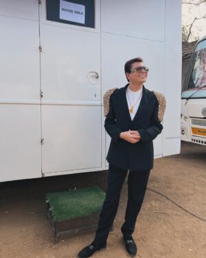 Navid Sole Instagram - Bigg Boss finale 17 🇮🇳🙏 My outfit was by the talented @kaushik_velendra #biggboss #fashion