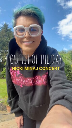 Navid Sole Instagram - Bringing out my inner Nicki at concert 💃🏻

#outfitoftheday #fashion #nickiminaj #navidsole #ootd