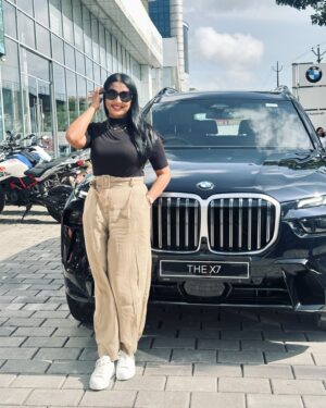 Navya Nair Instagram - Grateful to god … 🙏🏻