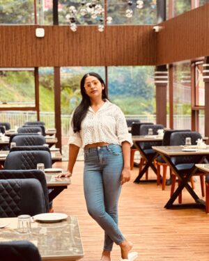 Navya Nair Instagram - Confidence is the 🔑

📸 @afsal_.3578