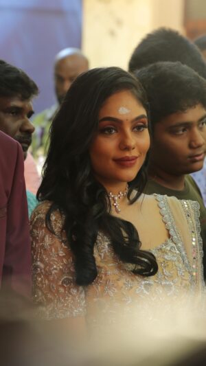 Nayana Sai Instagram - BP180 movie poojai 

Next 🎥🎥🎥
Wearing- @krishkarthik_official 
Styling- @logeshashokan 
Mua and hair - @hemadhoni_mua 
Jewellery- @eriabymahaveer 

#bp180 #bp180 #jpdirector #kollywood #tamilcinema #director #tamilmovie #tamil #nayanasai