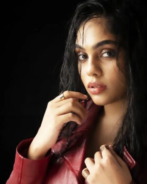 Nayana Sai Instagram - Be a stiletto in a room of flats.

Photography - @foreshorestudio28 
Styling - @neelam_stylist 
Mua- @kalwon_beauty 
Hairstyle - @ganesh_hair_architect 

#winteroutfit #wintercollection #modeling #chennaimodel #chennaiphotographer #chennaimua #chennai #wetlook #lighting #photography #actress
