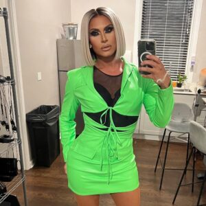 Naysha Lopez Instagram - Tonight’s Shindig was everything @roscoestavern !! Good Night for now ❤️ Off to San Diego Pride in just a few hours ! 

#thebeauty #allstars8 #dragqueen #puertoricanbarbie #gayboy #famegames