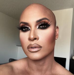 Naysha Lopez Instagram - Today’s Mug was soooo right ! Didn’t even need a wig 😜 ….. ok lies I always need a wig lol just love today’s beat ! #thebeauty #baldbeauty #puertoricanbarbie #dragqueen #gayboy