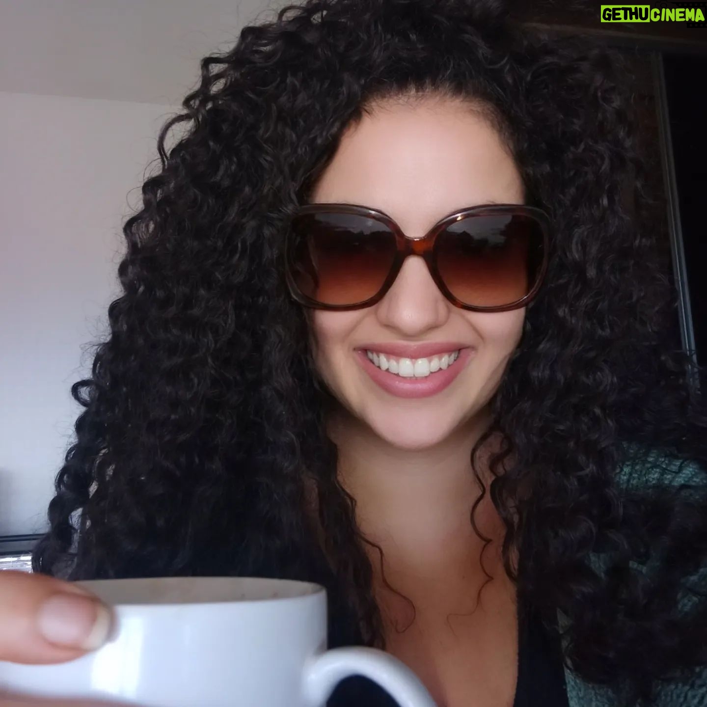 Nazlı Ceren Argon - 55 Likes - Geri dönemedim arsızca:)))