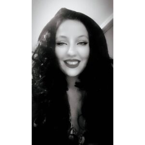 Nazlı Ceren Argon Instagram - Evet fotograflarda gulmeyi sevmem :)))