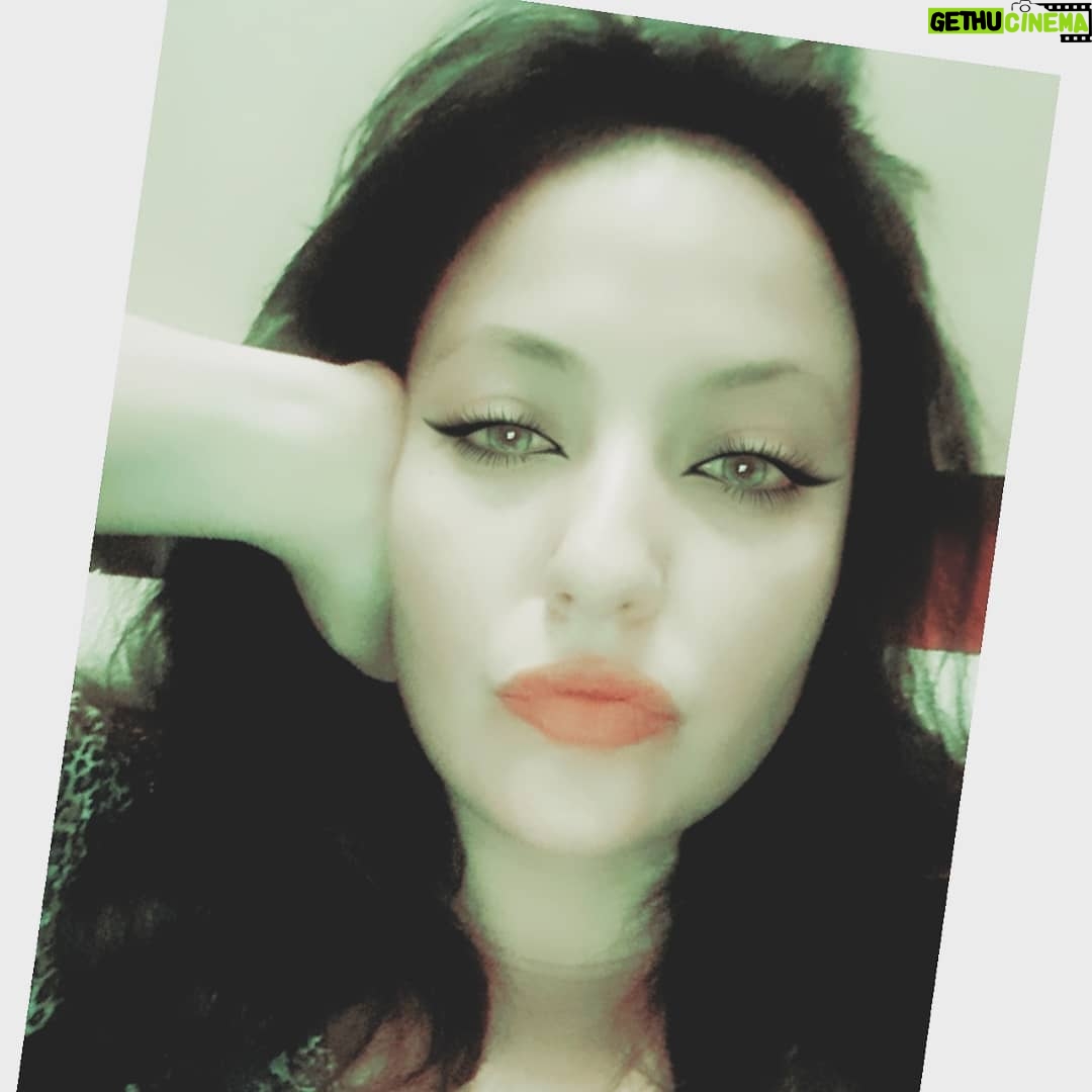 Nazlı Ceren Argon - 62 Likes - Retro vibes