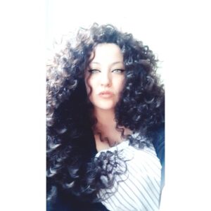 Nazlı Ceren Argon Instagram - Galiba hayatim boyunca yaptirdigim en iyi sac @afrobursa  Gonca ve Ruth thank u for my extraordinary hair ... awasome ...