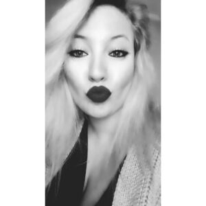 Nazlı Ceren Argon Instagram - Miss blonde