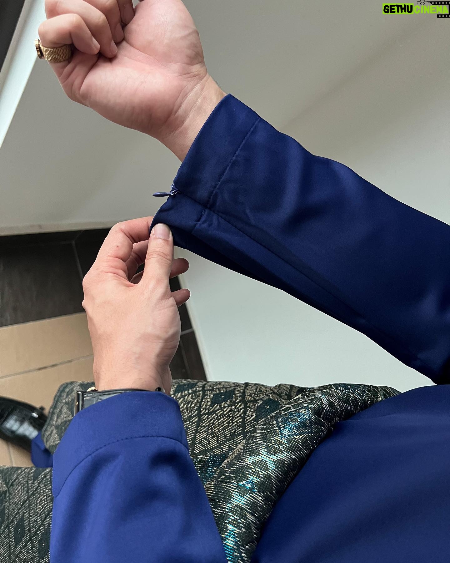 Nazrief Nazri - 461 Likes - Orang lelaki ni biasa beraya baju Melayu satu je cukup, raya kedua dah kena pakai baju casual dahš¤Ŗ. So senang beli baju Raya dekat Polo Haus je semua ada. Cutting pun menarik dan cantikš. Very recommendedš
Check out their website guysšš»
https://polohaus.com
@polohaus_official
#POLOHAUS #RiseAbove #polotee #stylewithpolo