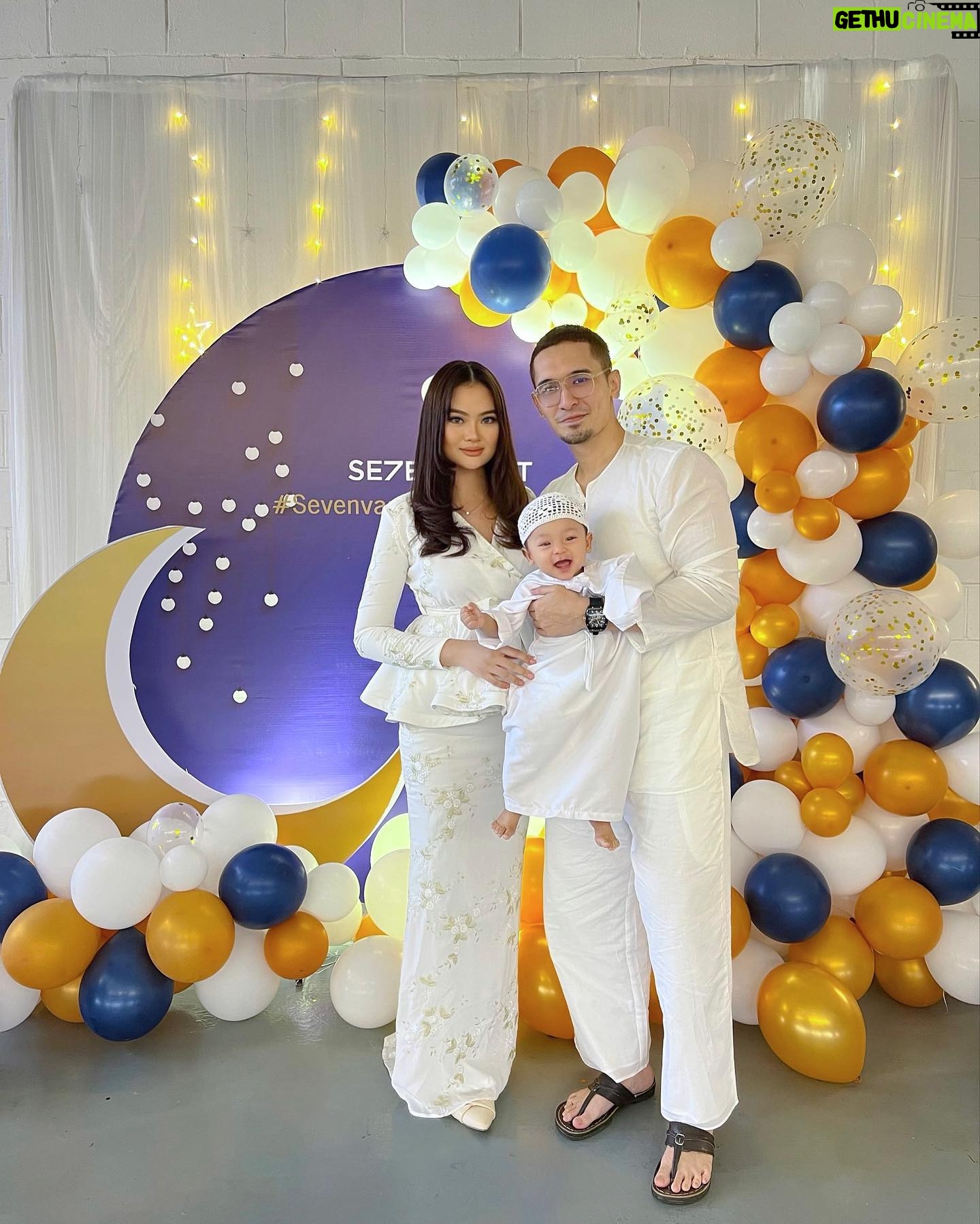 Nazrief Nazri - 4.3K Likes - Buka puasa with @sevenvault with my little familyš. Thank you for having usā¤ļø