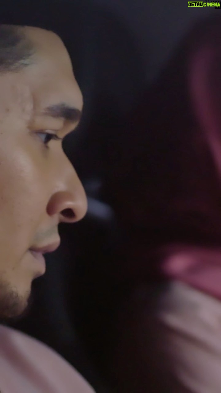 Nazrief Nazri - 4.5K Likes - Nasib baik iman ustaz kuat😅
Jom tonton Villa Kristal di website @wetvmalaysia, wetv.vip, atau download je app WeTV! #VillaKristal #WeTVOriginal #WeTVmy