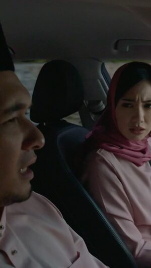 Nazrief Nazri Instagram - Selamat Menyambut Ramadhan semua!

Jom tonton Villa Kristal di website @wetvmalaysia , wetv.vip, atau download je app WeTV! #VillaKristal #WeTVOriginal #WeTVmy