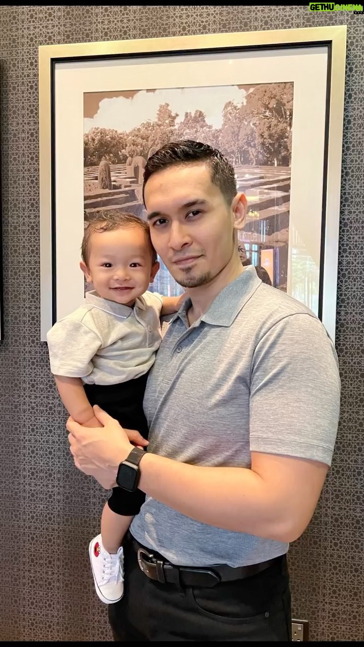 Nazrief Nazri - 2.3K Likes - Unseen footage🥰
Happy Father’s Day to me and all the fathers out there.
Salute kepada semua ayah2 di luar sana yg sanggup berkorban demi kebahagian isteri dan anak2. You guys are true warrior and Stay Awesome!