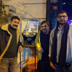 Nebil Sayın Instagram - Beyoğlu'nda bir hayalet dolaşıyor diyorlarr. @jackliveshere_tr