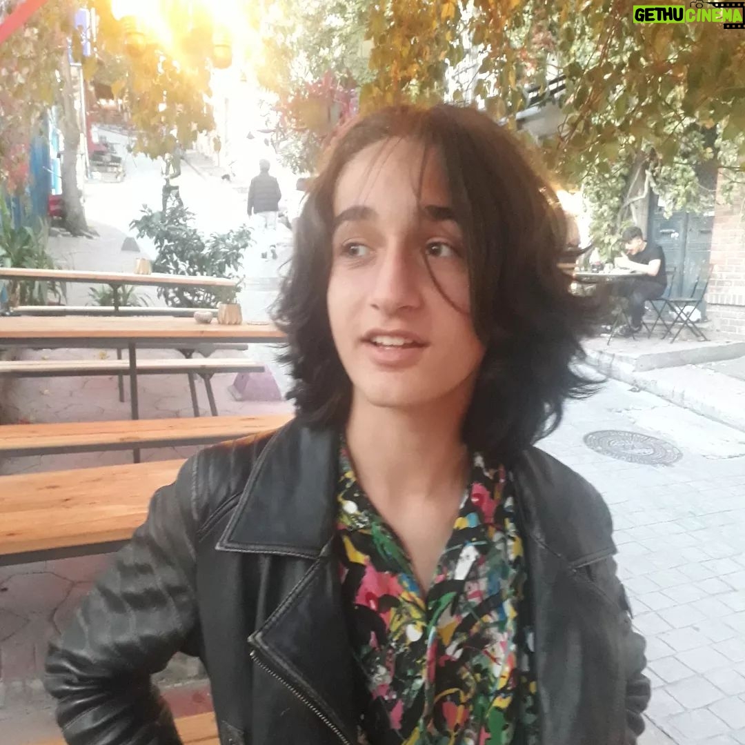 Nebil Sayın - 1.8K Likes -
