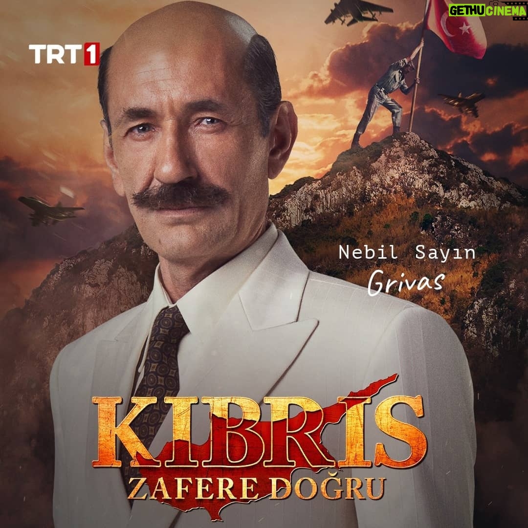 Nebil Sayın - 5K Likes - Kuaförlerimiz sevgili Fazlı, Nihat ve uğur, kostüm ekibi sevgili Oguzhan, Ceyda, Emel ve Ayşegül, makyözlerimiz sevgili Sedef, Nuriye, Mine ve Buse. Bir araya gelip böyle bir şey çıkardılar ortaya. Bana da öyle durmak kaldı😊 Emeginize sağlık.