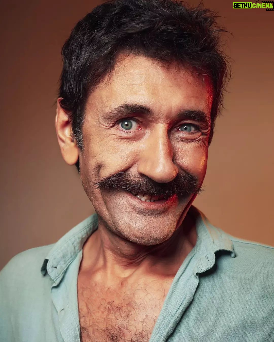 Nebil Sayın - 3.8K Likes - Sıkılmadık mı yaa!? Biraz hareket fena olmaz di mi?😉