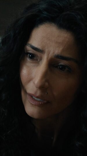 Necar Zadegan Instagram - Evelyn is bringing the heat 🔥#MayorOfKingstown #ParamountPlus #NecarZadegan #RobKirkland #Fight #Law #Police